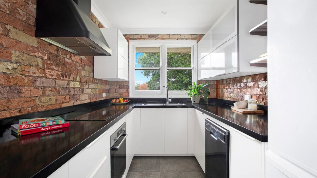 First-home buyers return to Mosman apartment after tenant departure seals $1.025M deal